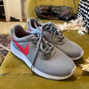 NWOB Nike Running Shoes